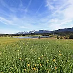 Aloisius Im Allgaeu - Ueber Den Daechern Von Nesselwang, Sonniger Balkon, Bergblick, Koenigscard Inklusive 네쎌방