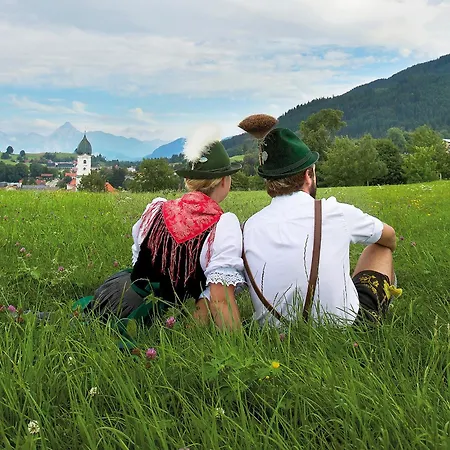 Aloisius Im Allgaeu - Ueber Den Daechern Von Nesselwang, Sonniger Balkon, Bergblick, Koenigscard Inklusive